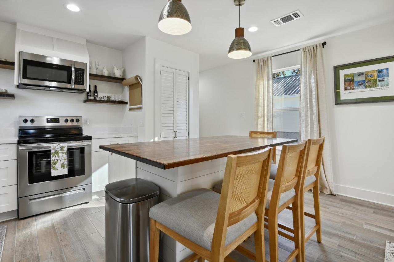 Vacation Rental Bay St Louis Walk To Beach, Dining, Shopping, And Nightlife Bay St. Louis Bagian luar foto