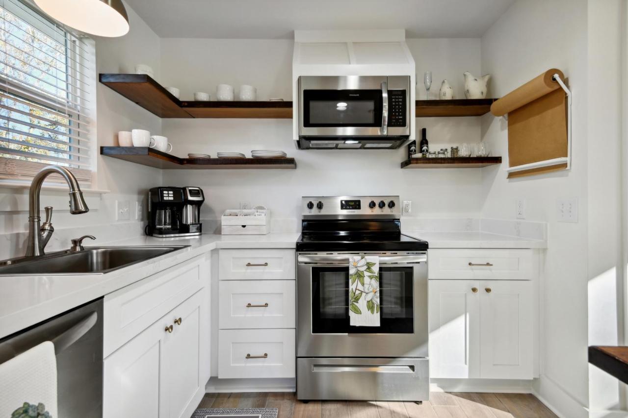 Vacation Rental Bay St Louis Walk To Beach, Dining, Shopping, And Nightlife Bay St. Louis Bagian luar foto